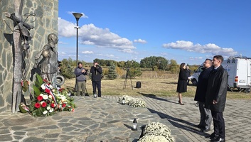 Zsablya, Csúrog: Az 1944/45-ös ártatlan magyar áldozatokra emlékeztek - illusztráció